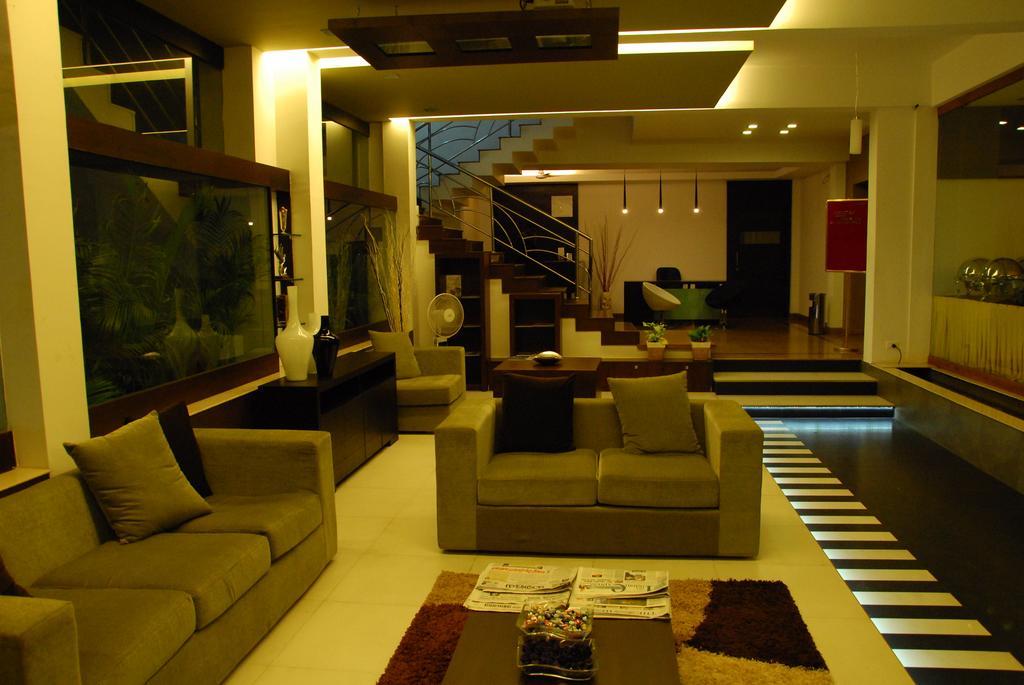Sayoojyam Residency Hotel Palakkad Exterior photo